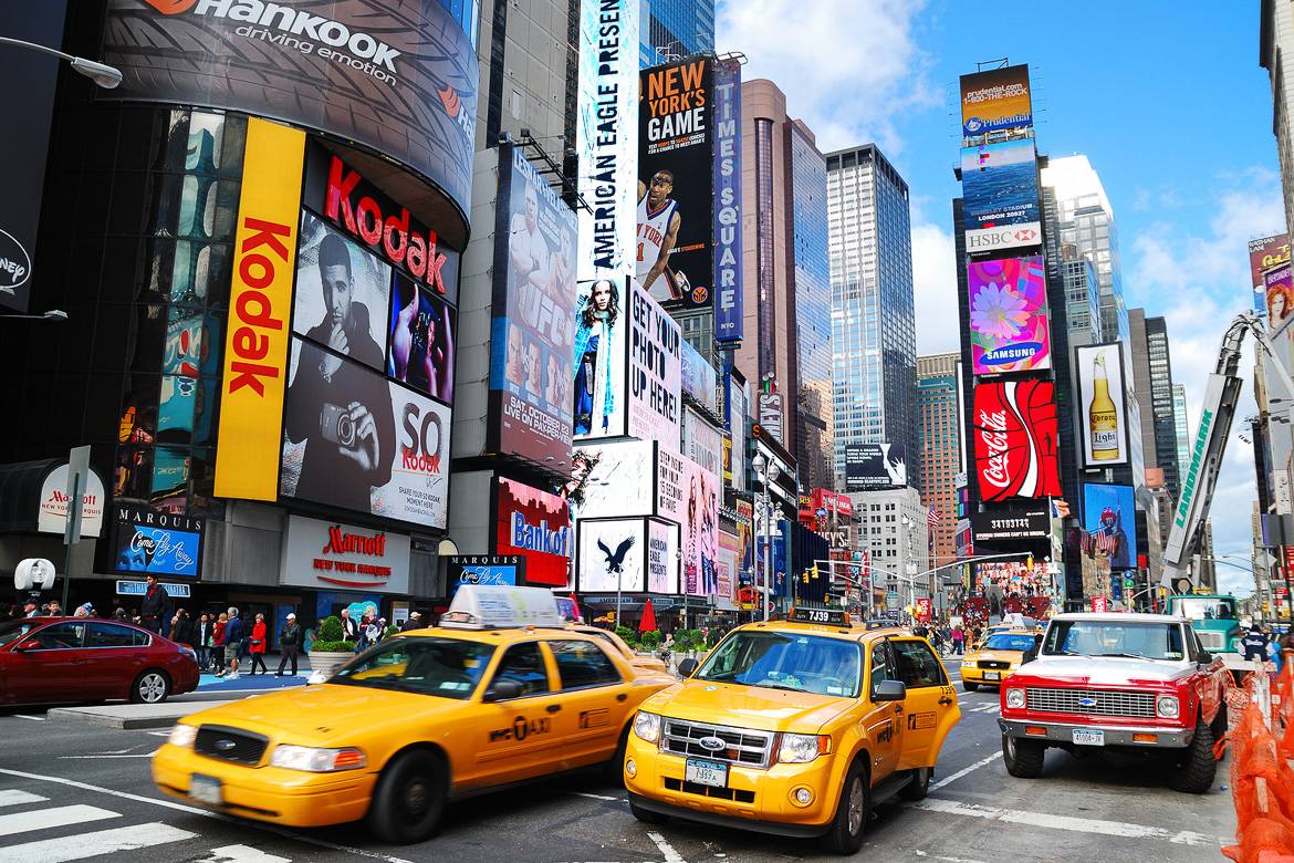 Times Square: dia cheio. Melhores Datas Nova York.