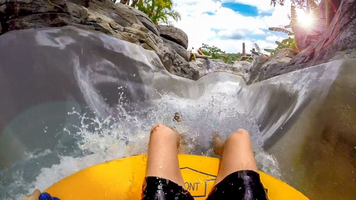 Mayday Falls, atração do Disney's Typhoon Lagoon em Orlando.