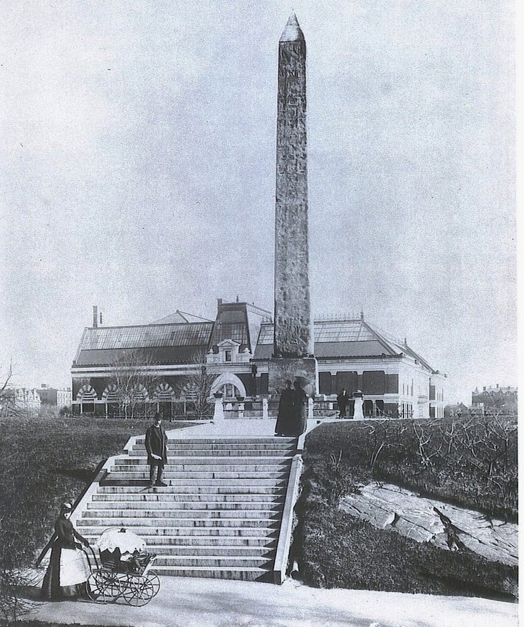 Cleopatra's Needle no Central Park no século 19.