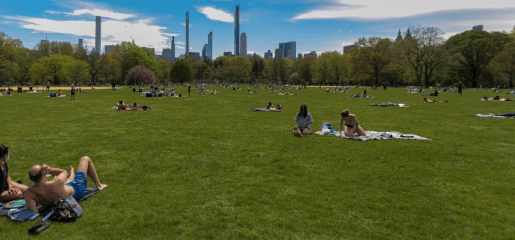 The Great Lawn, grande área gramada no coração do Central Park Nova York.
